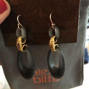 Black resin/gold earrings